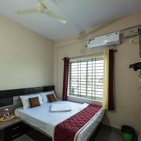 Oyo 9544 Hotel Crown Residency Mysore Ngoại thất bức ảnh
